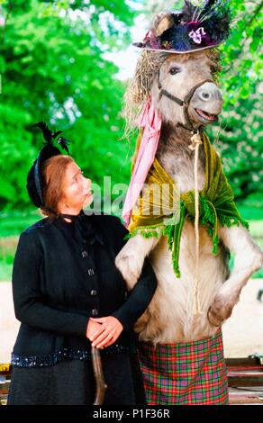 Pellicola originale titolo: NANNY MCPHEE. Titolo inglese: NANNY MCPHEE. Regista: KIRK JONES. Anno: 2005. Stelle: Emma Thompson. Credito: Universal Pictures / Album Foto Stock