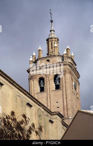 Spagna - Las Bardenas y Tudela (distretto) - NAVARRA. Cintruénigo; Iglesia de San Juan Bautista; torre barroca de ladrillo. Foto Stock