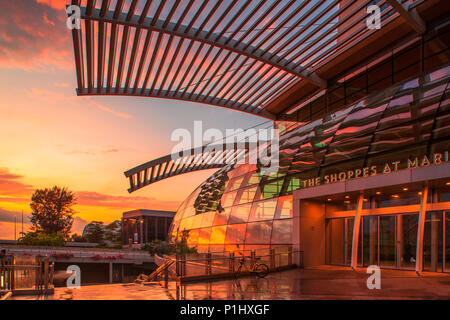 La città di Singapore, Singapore: Aprile 17, 2018: Sunrise all'arte e scence museo nella città di Singapore Foto Stock