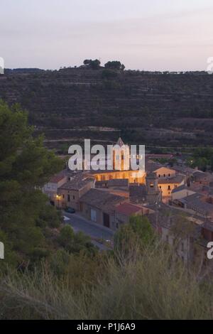 Les Garrigues: Vallbona de les Monges; Monasterio de Santa María y pueblo. Foto Stock