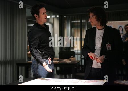 Pellicola originale titolo: Numb3rs-TV. Titolo inglese: Numb3rs. Anno: 2005. Stelle: Rob Morrow; David Krumholtz. Credito: CBS TELEVISIONE / VOETS, ROBERT / Album Foto Stock