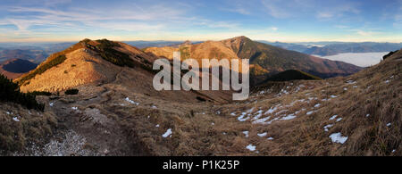 Autunno montagna in Slovacchia campagna - Mala Fatra Foto Stock