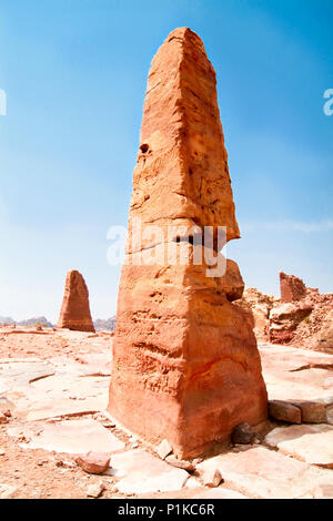 Nabatean obelisco di Petra, Giordania Foto Stock