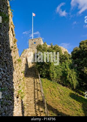 Il castello di Carisbrooke, Isle of Wight, C1980-c2017. Artista: Storico Inghilterra fotografo personale. Foto Stock