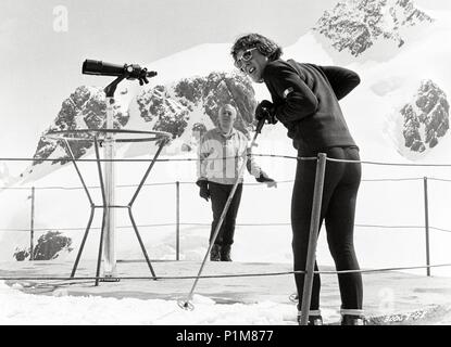 Pellicola originale titolo: lavoro di neve. Titolo inglese: lavoro di neve. Regista: George H. ENGLUND. Anno: 1972. Stelle: VITTORIO DE SICA; JEAN-CLAUDE KILLY. Credito: WARNER BROTHERS / Album Foto Stock