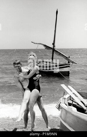 Pellicola originale titolo: CONTRATTO DURA. Titolo inglese: DISCO CONTRATTO. Regista: S. LEE POGOSTIN. Anno: 1969. Stelle: LILLI PALMER; Lee Remick. Credito: TCF / Album Foto Stock