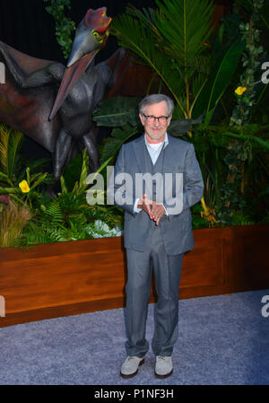 Los Angeles, California, USA. 12 Giugno, 2018. Steven Spielberg 012 partecipa alla premiere di Universal Pictures e Amblin Entertainment "mondo giurassico: caduti unito" il 12 giugno 2018 a Los Angeles, California Credit: Tsuni / USA/Alamy Live News Foto Stock