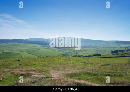 Vista dalla cima del Grin bassa vicino di Salomone Tempio a Buxton Country Park Foto Stock