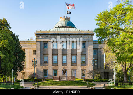 RALEIGH, NC - Aprile 17, 2018: North Carolina Capitol Building in Raleigh Foto Stock