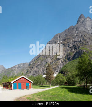 Trollveggen campeggio, Norvegia Foto Stock