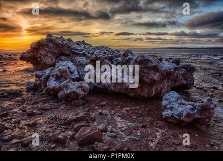 Sbriciolare iceberg sulla riva, Burntcoat Testa, Minas Basin; Nova Scotia, Canada Foto Stock