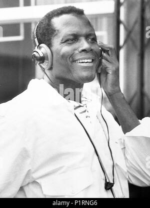 Pellicola originale titolo: avanti veloce. Titolo inglese: avanti veloce. Regista: Sidney Poitier. Anno: 1985. Stelle: Sidney Poitier. Credito: Columbia Pictures / Album Foto Stock