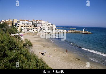 Spagna - Catalogna - Baix Penedés (distretto) - Tarragona. Roda de Barà, playa / Platja de la Punta del Guineu. Foto Stock