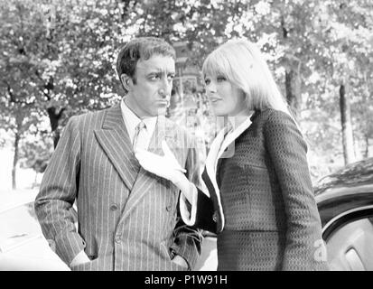 Pellicola originale titolo: IL BOBO. Titolo inglese: il BOBO. Regista: robert PARRISH. Anno: 1967. Stelle: BRITT EKLAND; Peter Sellers. Credito: WARNER BROTHERS / Album Foto Stock