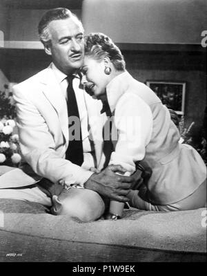 Pellicola originale titolo: gli uccelli e le API. Titolo italiano: gli uccelli e le API. Regista: NORMAN TAUROG. Anno: 1956. Stelle: David Niven; MITZI GAYNOR. Credito: Paramount Pictures / Album Foto Stock