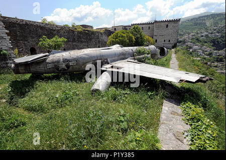 Argirocastro, Albania, la Lockheed al castello di Argirocastro Foto Stock