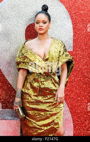 Londra, Regno Unito. 13 giugno 2018. Rihanna a Premiere Europeo di Ocean 8 mercoledì 13 giugno 2018 tenutasi a Cineworld Leicester Square, Londra. Nella foto: Rihanna. Foto di Julie Edwards. Credito: Julie Edwards/Alamy Live News Foto Stock