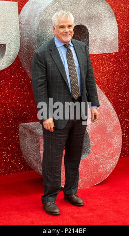 Londra, Inghilterra - 13 giugno: direttore Gary Ross assiste il 'Ocean 8' UK Premiere detenute a Cineworld Leicester Square a giugno 13, 2018 a Londra, Inghilterra. Credito: Gary Mitchell, GMP Media/Alamy Live News Foto Stock