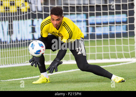 Giugno 10, 2018: Columbus Crew SC portiere Zack Steffen (23) si riscalda prima di affrontare Atlanta United FC in Columbus, OH, Stati Uniti d'America. Brent Clark/Alamy Live News Foto Stock