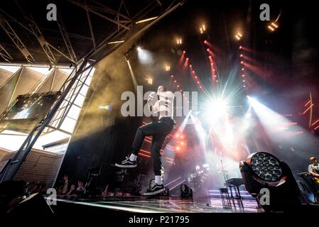 Toronto, Ontario, Canada. Xiii Giugno, 2018. American pop rock band di Las Vegas, Nevada, 'immaginare draghi' eseguito in fase di Budweiser in Toronto. I membri della band: DAN REYNOLDS, WAYNE SERMONE BEN MCKEE, DANIEL PLATZMAN Credit: Igor Vidyashev/ZUMA filo/Alamy Live News Foto Stock