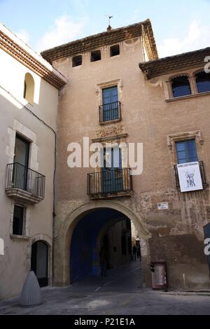 Spagna - Catalogna - Baix Penedés (distretto) - Tarragona. El Vendrell; Portal del Pardo. Foto Stock