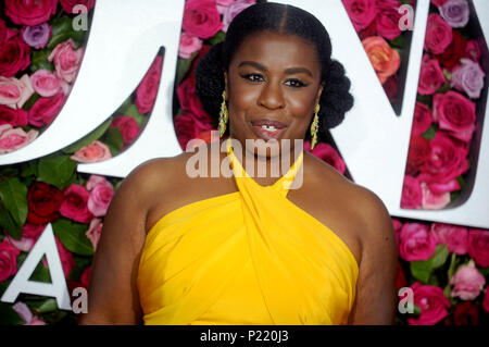 Uzo Aduba frequentando la 72annuale di Tony Awards 2018 al Radio City Music Hall il 10 giugno 2018 a New York City. Foto Stock