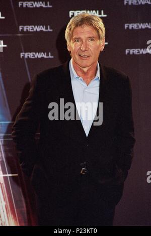 21 / 03 / 2006; Barcellona, Spagna. Attore Harrison Ford pone durante la foto chiamata conferenza stampa tenuta in Hotel Arts per il nuovo film 'firewall' detenuto in Hotel delle arti. Credit: Foto di Joan Vidal. Foto Stock