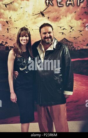 02 / 04 / 2007; Hotel Arts, Barcellona, Hilary Swank y el productor Joel Silver presentan el film "La Cosecha"-"La mietitura". Premiere Europea en el cine Coliseum di Barcellona. Foto Stock