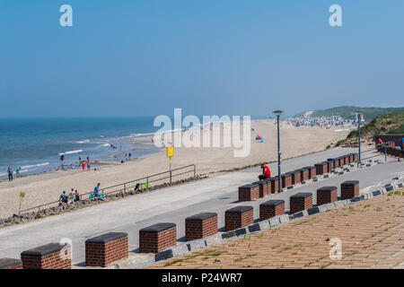 Sulla spiaggia di Baltrum, Est Frisone isola, Bassa Sassonia, Germania, Badestrand an der Nordsee, Baltrum, Ostfriesland, Niedersachsen, Deutschland Foto Stock