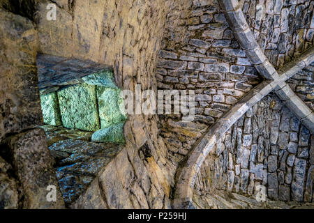 Archivio nel Castello di Puilaurens, costruita intorno al 1200 Foto Stock