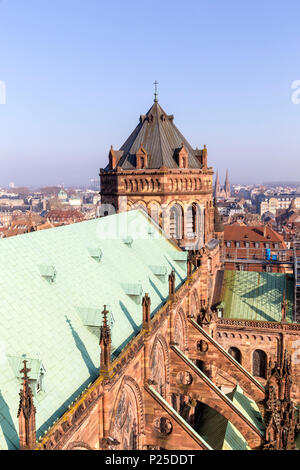 La cattedrale di Notre Dame di Strasburgo, quartiere alsaziano, Grand Est, Bas-Rhin, Francia Foto Stock