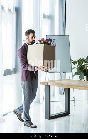 Sparò imprenditore tenendo il trasporto di cose personali in ufficio Foto Stock