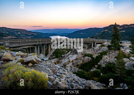 Donner Summit Bridge - Ponte di Arcobaleno - rotta 40 Foto Stock