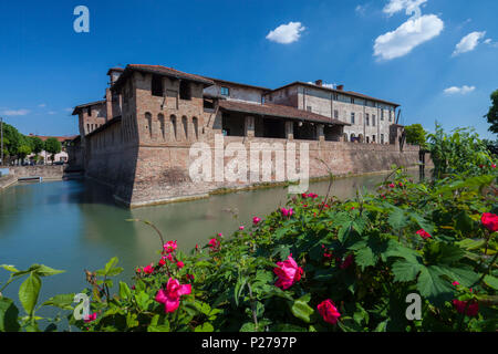 Pagazzano, distretto di Bergamo, Lombardia, Italia, Europa. Vista del castello Foto Stock