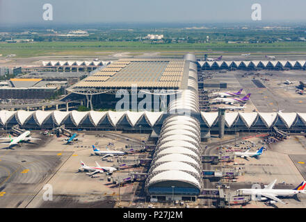 Bangkok Suvarnabhumi Airport, terminal piazzale aeromobili, Thailandia Foto Stock