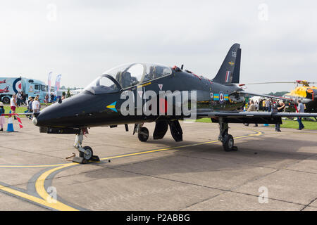 BAe Systems Hawk T.1 a due jet sedile aereo usato come un aeromobile di addestramento avanzato dalla Royal Air Force Foto Stock