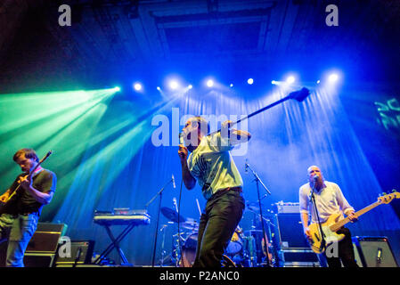 Edinburgh, Regno Unito. 14 giugno 2018. Banda di Bristol è inattivo sul palco alla Usher Hall di Edimburgo, in Scozia. La band sta per rilasciare il loro secondo album "gioia come un atto di resistenza" sul record partigiana il 31 agosto 2018. Foto Stock