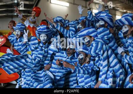 Mosca, Russia. 14 Giugno, 2018. Foto Generale Mosca 2018 - I partecipanti nel backstage della parte di apertura dell'Rusiisa 2018 Coppa del mondo. (Foto: Ricardo Moreira/Fotoarena) Credito: Foto Arena LTDA/Alamy Live News Foto Stock