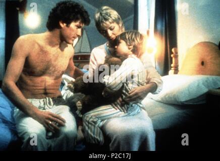 Pellicola originale titolo: ANN. Titolo inglese: ANN. Regista: LEWIS TEAGUE. Anno: 1983. Stelle: DANNY PINTAURO; DEE WALLACE. Credito: TAFT ENTERTAINMENT / Album Foto Stock