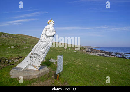 La moglie Bianca di Queyon, polena di naufragata la nave tedesca Bohus a Otterswick, Yell, isole Shetland, Scotland, Regno Unito Foto Stock