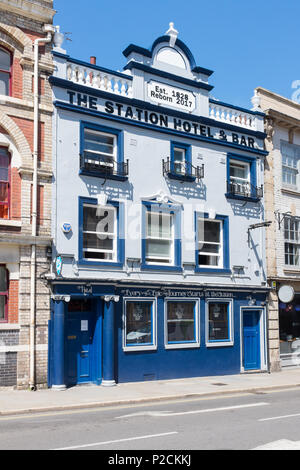 La stazione Hotel nel castello Foregate Street di fronte Stazione di Shrewsbury è un pub e hotel Foto Stock