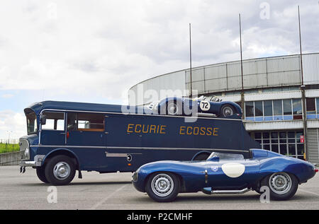 Jaguar Racing Transporter, Team Jaguar, tipo C, D Tipo, sale espositive, Mille Miglia, 1000 Miglia, oldtimer, gara automobilistica, rally Foto Stock