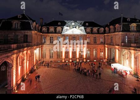 Francia, Bas Rhin, Strasburgo, città vecchia elencati come patrimonio mondiale dall UNESCO, il Palais des Rohan, che ospita il Museo di Arti Decorative, di Belle Arti e archeologia Foto Stock