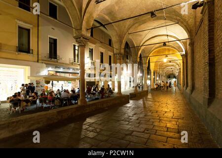 L'Italia, Veneto, Padova, Padova, via Roma Foto Stock