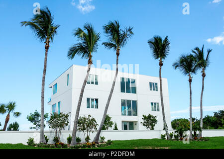 Fort ft. Pierce Florida, North Hutchinson Barrier Island, fronte mare spiaggia case spiaggia casa, palme, palazzo, minimalista, nuovo sotto nuova costruzione Foto Stock