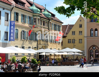 La piazza principale di Pfaffenhofen, Alta Baviera, Baviera, Germania Foto Stock