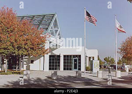 . Inglese: L'edificio della stazione a Irvine. 13 dicembre 2001 (16 luglio 2007 (originale data di caricamento). Hikki Nagasaki. Uploader originale era Mackensen a en. 26 Irvine stazione Amtrak Foto Stock