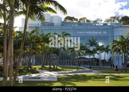 Stati Uniti, Florida, Miami, New World Symphony, edificio disegnato dall'architetto Franck Gehry, nel quartiere di South Beach a Miami Beach Foto Stock