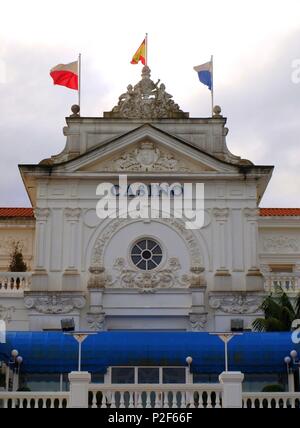 Gran Casino, construido en 1916 por el arquitecto Eloy Mart' nez del Valle, estilo renacentista neo, Plaza de Italia, Zona del Sardinero, Santander. Foto Stock