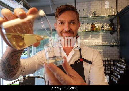 Los Angeles, California, USA. 23 Maggio, 2018. Douglas poco, fondatore del profumo. Credito: Ringo Chiu/ZUMA filo/Alamy Live News Foto Stock